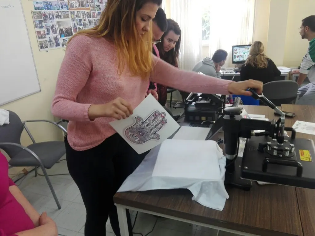 taller-prelaboral-sublimacion-daño-cerebral-adquirido