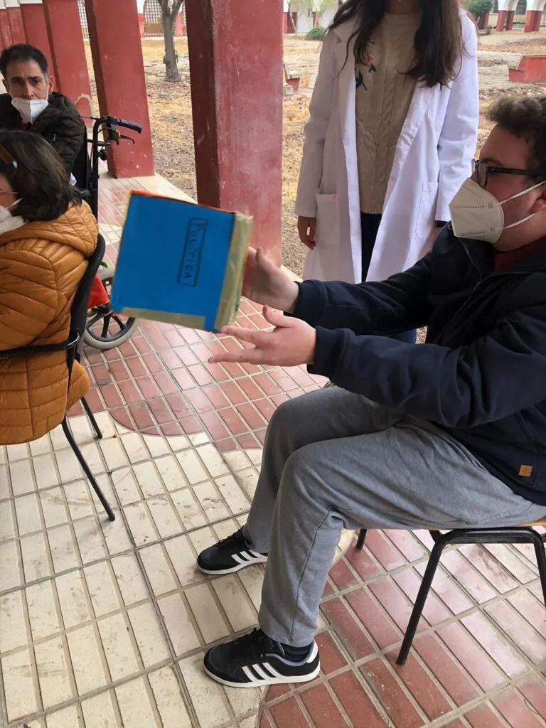 dia-de-la-mujer-daño-cerebral-adquirido-sevilla-8M