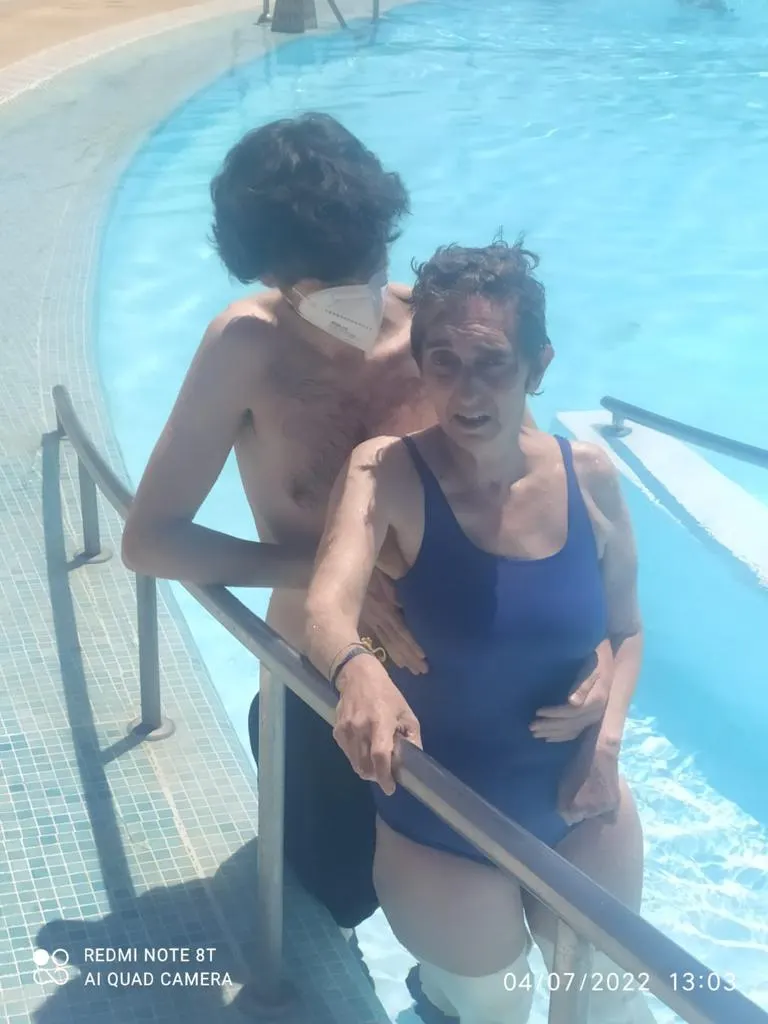 piscina-adaptada-daño-cerebral-adquirido-club-campo-sevilla