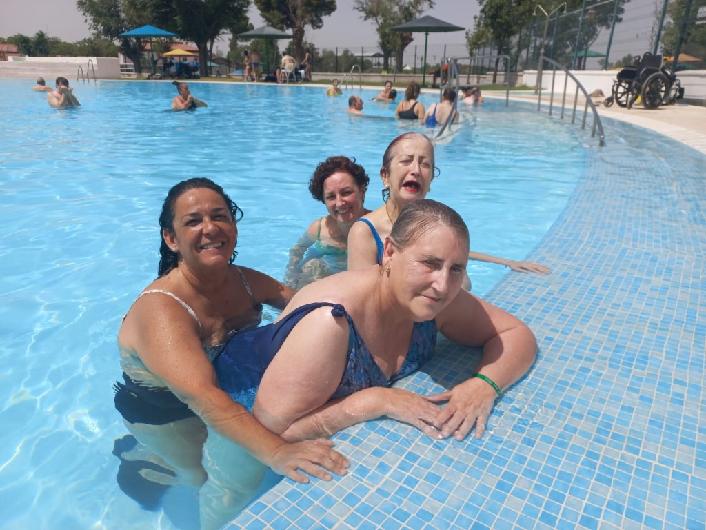 piscina-adaptada-daño-cerebral-adquirido-sevilla-ictus-traumatismo