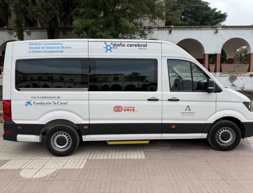 Daño Cerebral Sevilla estrena nuevo vehículo adaptado para nuestro Servicio de Transporte